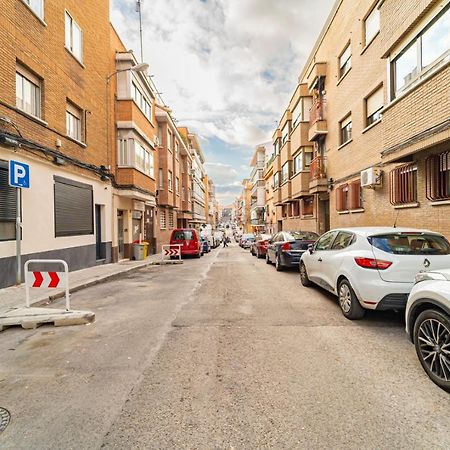 Edsam Madrid Apartments Black Екстериор снимка