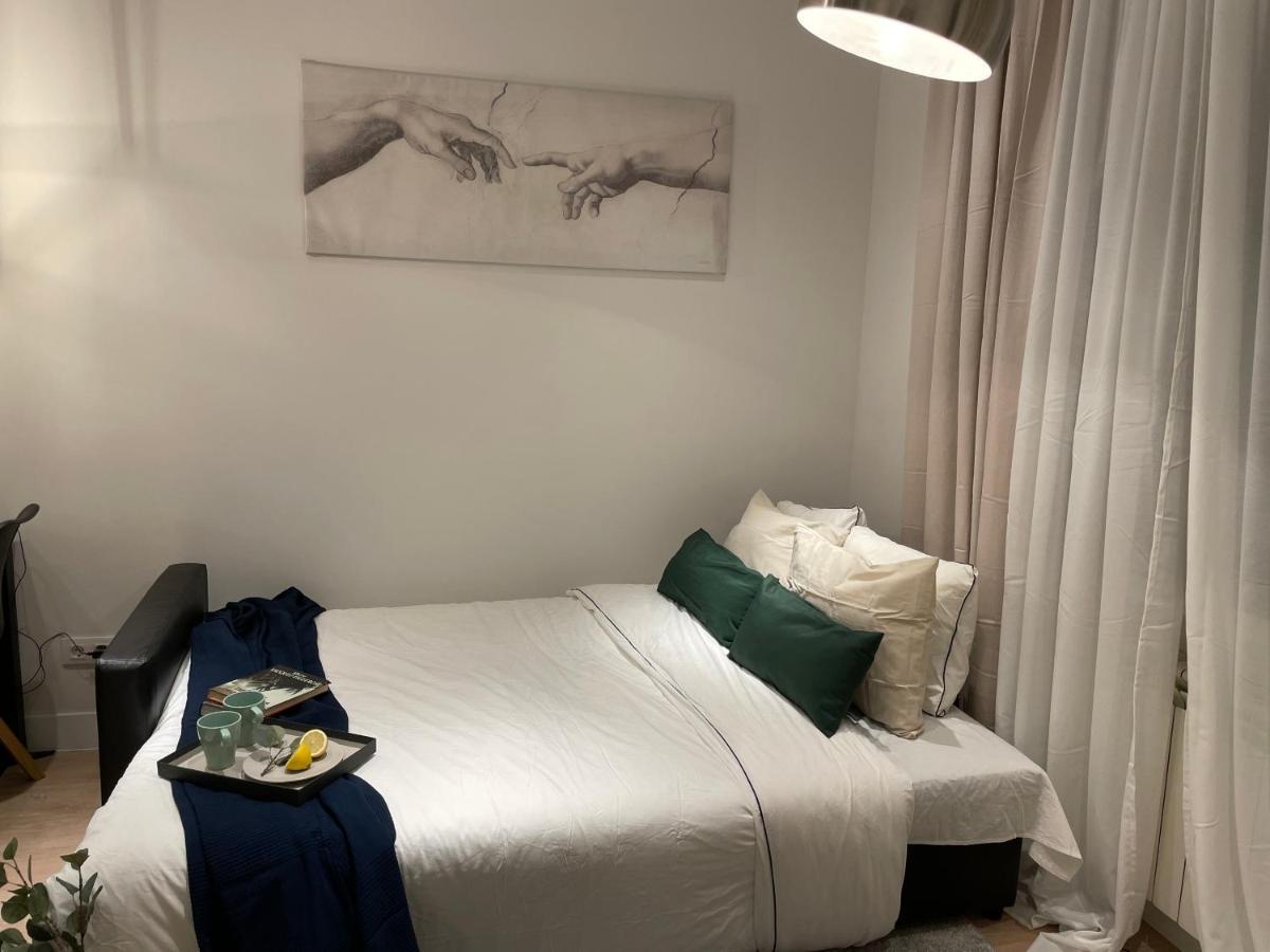 Edsam Madrid Apartments Black Екстериор снимка
